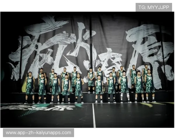 中国篮球以奋斗书写不朽篇章,讲讲中国的篮球